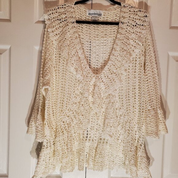 Denim 24/7 Other - NEW Denim 24/7 Ruffle Neck Bell Sleeve Crochet Cardigan Ivory Size XL Hook Close